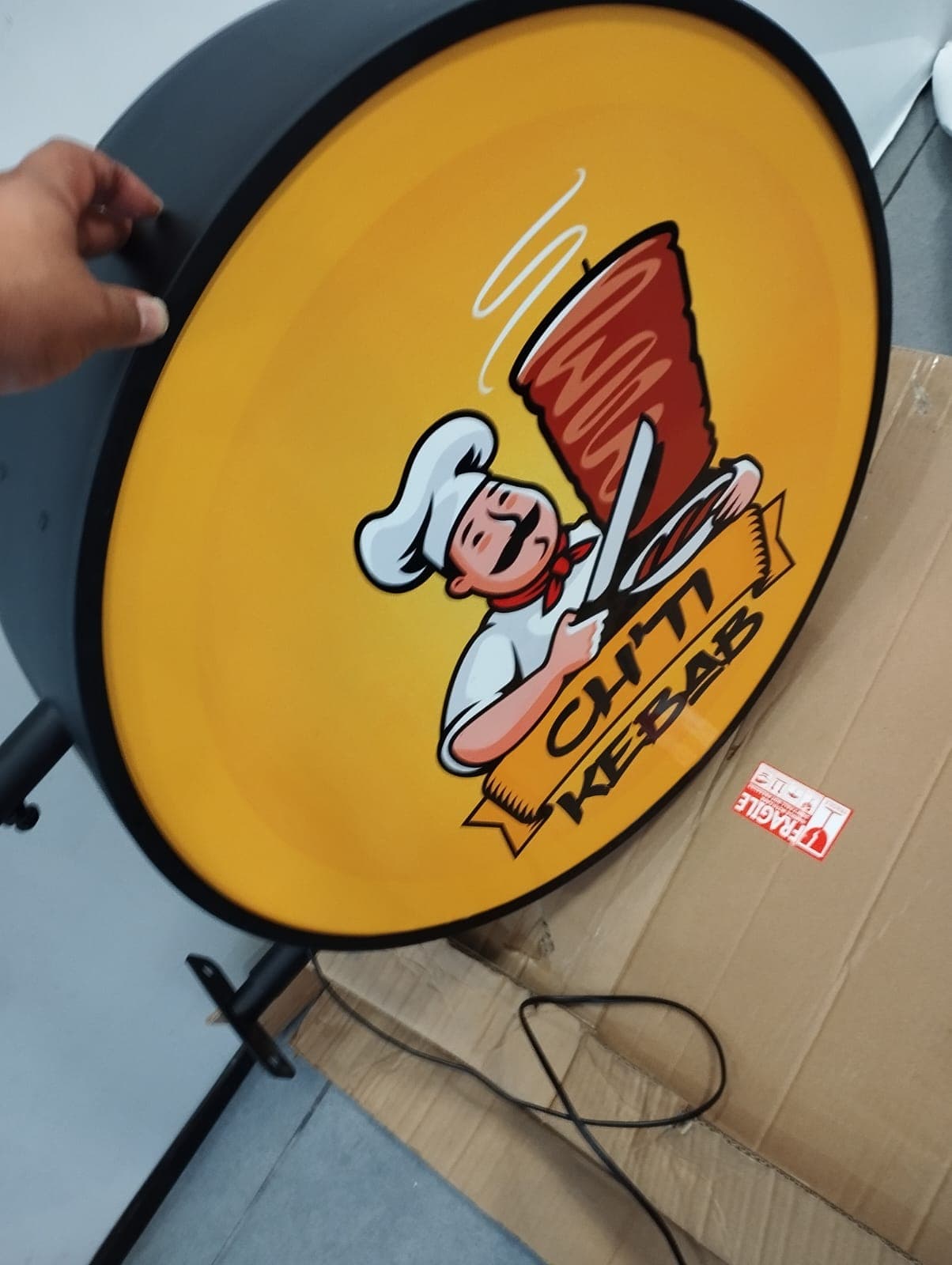 Galerie de la réalisation : Enseigne Caisson Lumineux 'Ch'ti Kebab' - Image 2