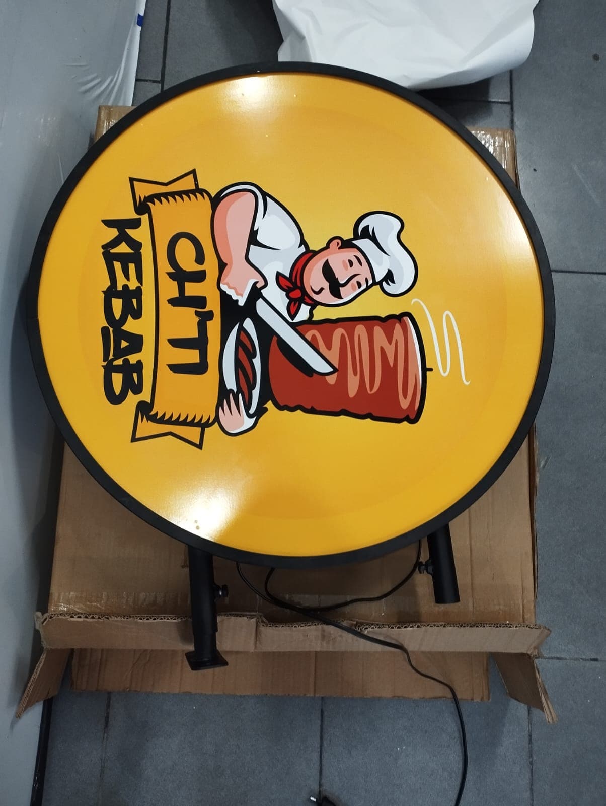 Photo de la réalisation : Enseigne Caisson Lumineux 'Ch'ti Kebab' pour Ch'ti Kebab